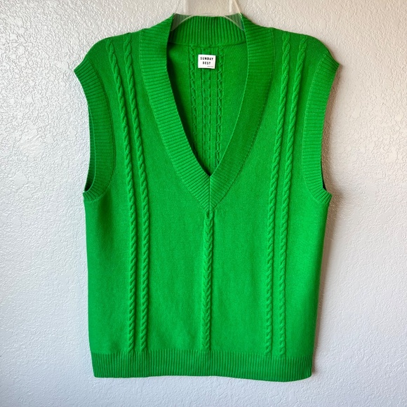Aritzia Sunday Best Winston Green Cable Knit Sweater Vest - Picture 2 of 8